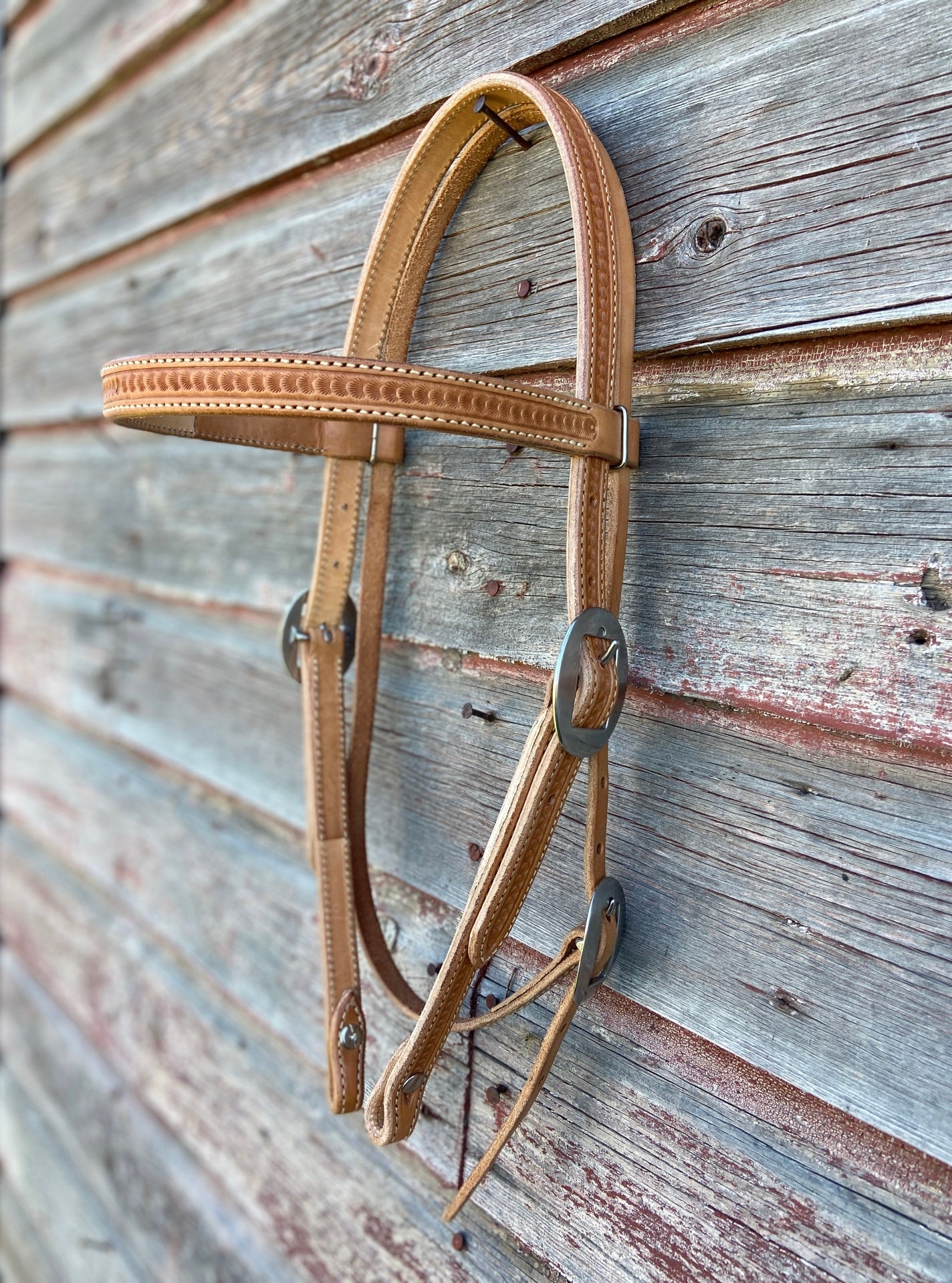 Browband headstalls with basic hardware